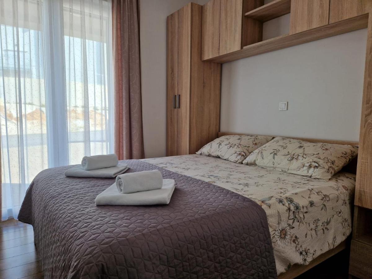Villa Toni Biograd Na Moru Eksteriør bilde